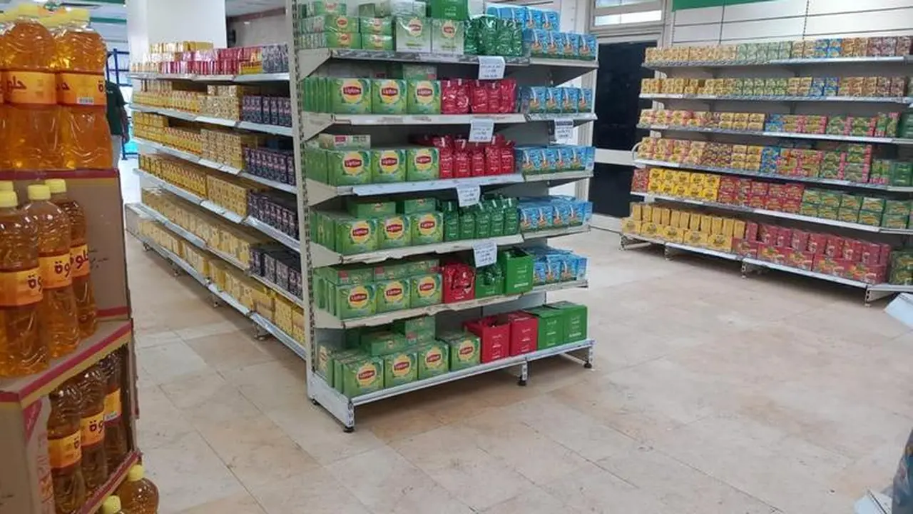 تخفيضات كبيرة على اللحوم والسلع.. قائمة أسعار المجمعات الاستهلاكية لتوفير الميزانية